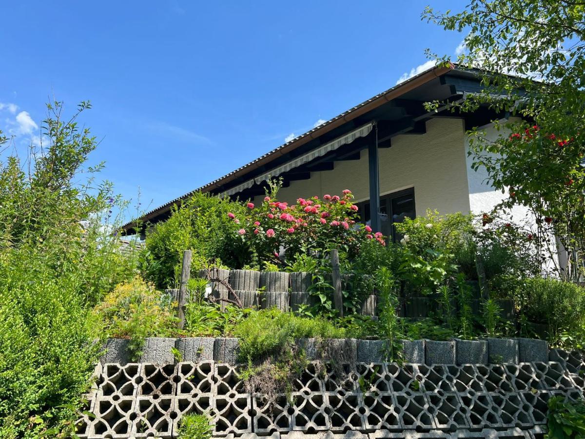 Villa Gemütliches Haus in ruhiger Lage Feld am See Exterior foto